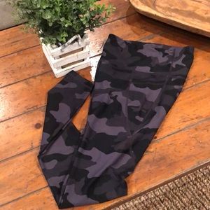 Old Navy Active Leggings